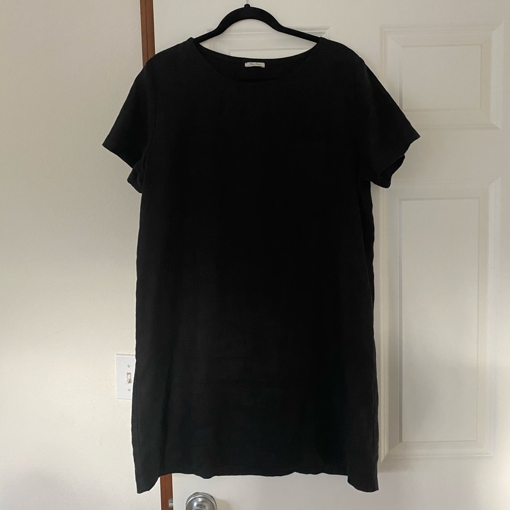 Black linen dress